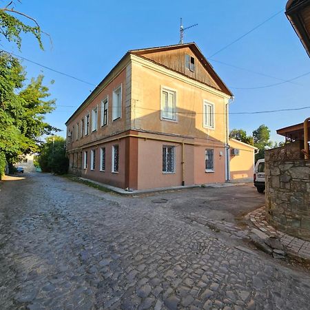 Petropavlivska Apartment Тиха Вуличка В Центрі Старого Міста Kamjanets-Podilskyi Eksteriør billede